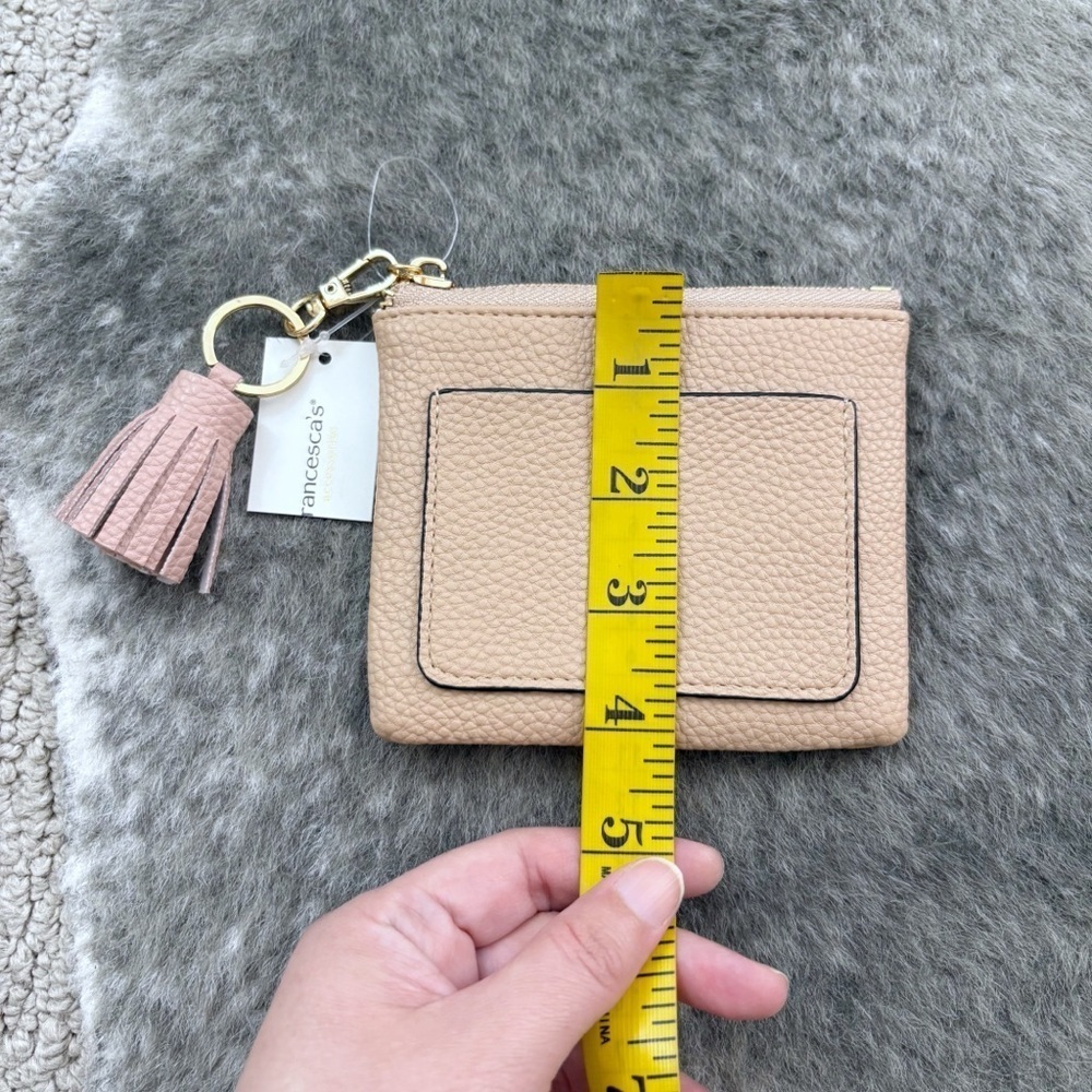 NWT Francesca’s Zipper Pouch - Picture 9 of 10